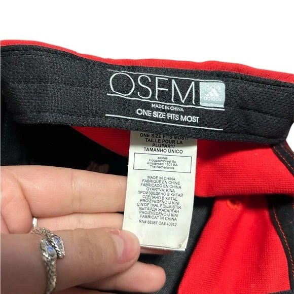 Adidas Disney Minnie Mouse Golf Hat Red Strapback OSFM Embroidered Cap - Picture 3 of 4